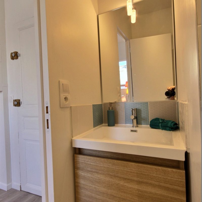 TRANSFORMATION DE 2 CHAMBRES DE BONNE-8